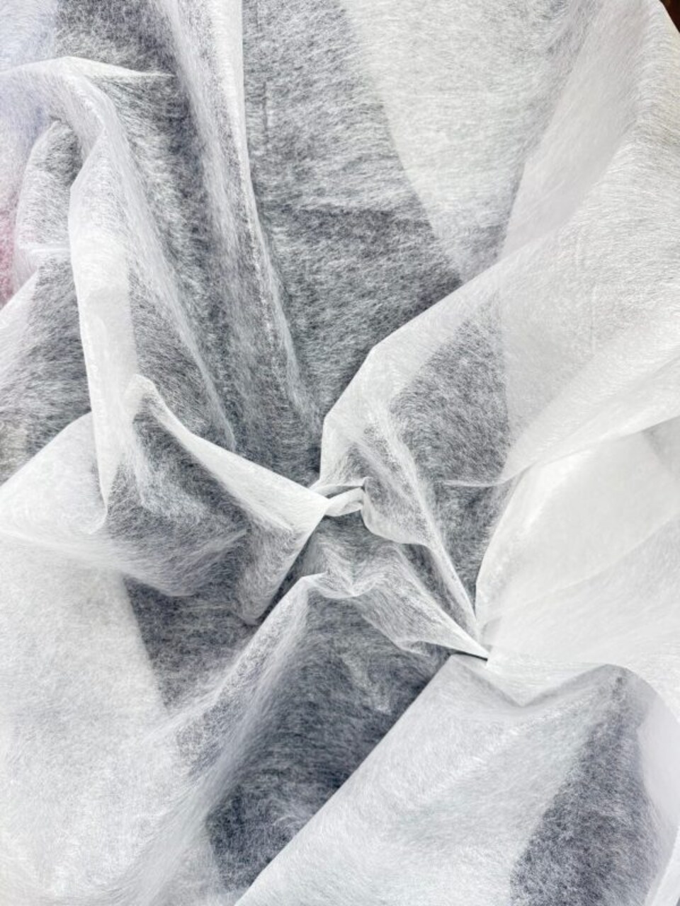 1 Yard Double Sided Fusible Interfacing Lightweight Paper White 100% Polyester 50 GSM 60 Inch Width